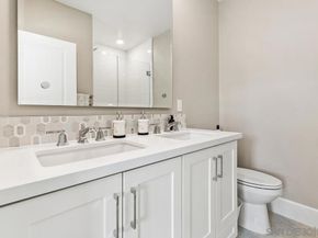 807 Santa Barbara Pl, San Diego CA 92109