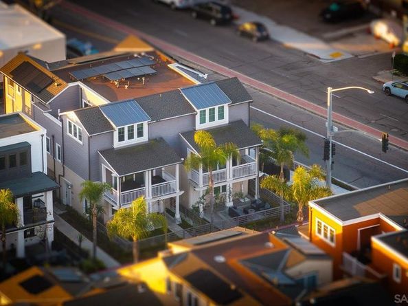 807 Santa Barbara Pl, San Diego CA 92109