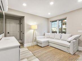 807 Santa Barbara Pl, San Diego CA 92109