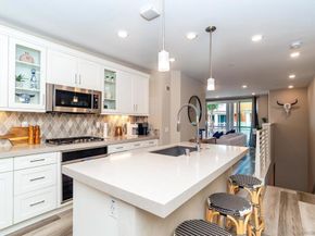 807 Santa Barbara Pl, San Diego CA 92109