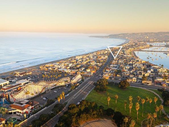 807 Santa Barbara Pl, San Diego CA 92109