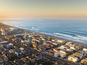 807 Santa Barbara Pl, San Diego CA 92109