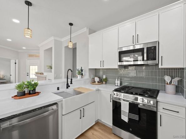 12665 Creekview Dr 140, San Diego CA 92128