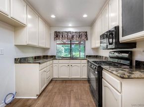 2032 David Dr, Escondido CA 92026