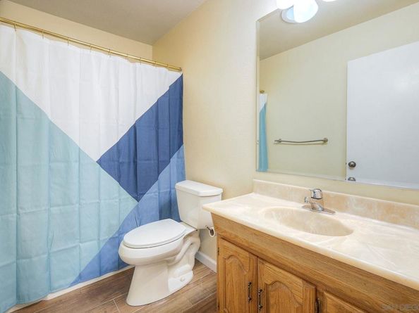 2032 David Dr, Escondido CA 92026