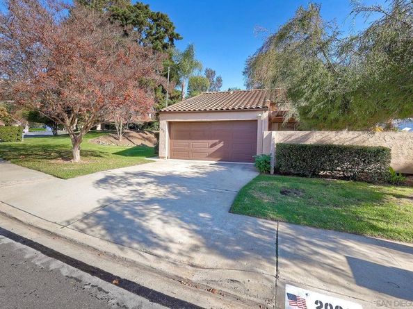 2032 David Dr, Escondido CA 92026