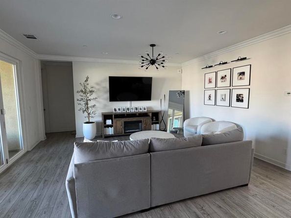 1337 Baumgartner Way, Escondido CA 92026