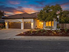 1789 Clydesdale Ct, Oceanside CA 92057