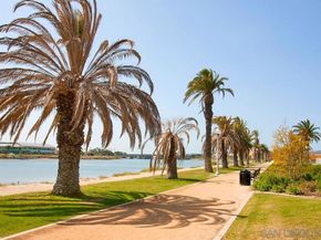 2793 E Bainbridge Road, San Diego CA 92106