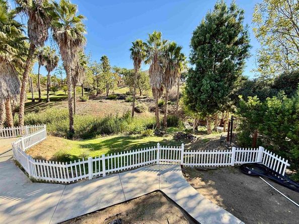 1423 Vista Grande Rd, El Cajon CA 92019