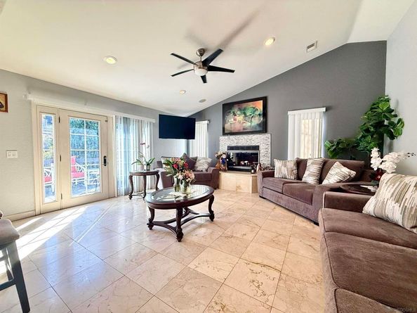 1423 Vista Grande Rd, El Cajon CA 92019