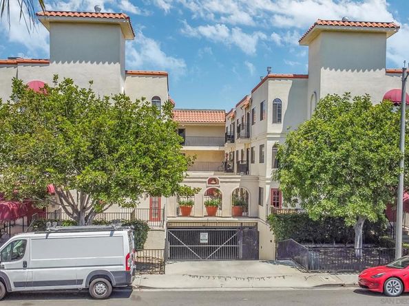 4205 Ohio St 204, San Diego CA 92104