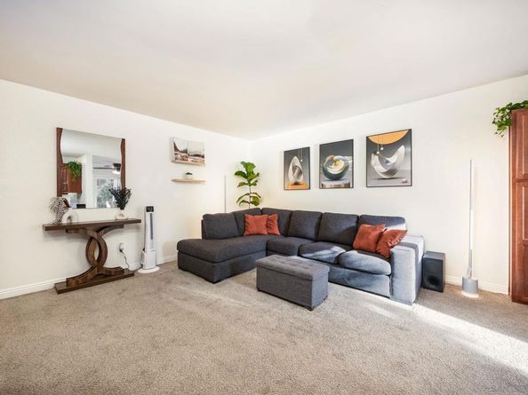 4860 Rolando Ct Unit 52, San Diego CA 92115