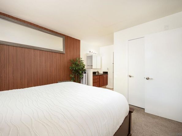 4860 Rolando Ct Unit 52, San Diego CA 92115