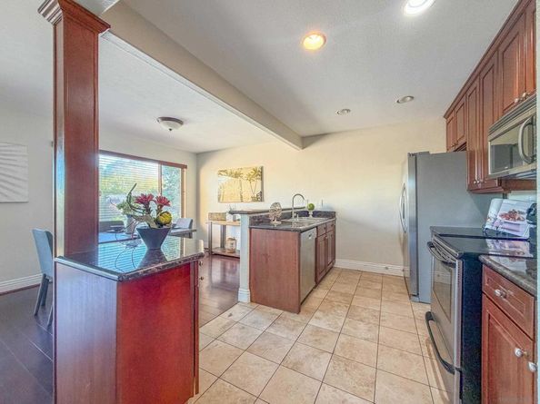 3167 Via Alicante 242, La Jolla CA 92037