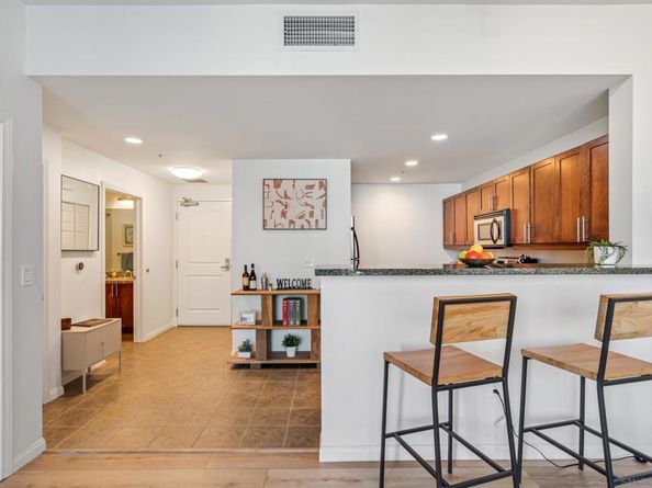 253 10Th Ave 329, San Diego CA 92101