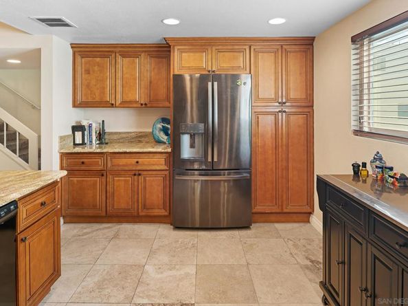 6763 Caminito Del Greco, San Diego CA 92120