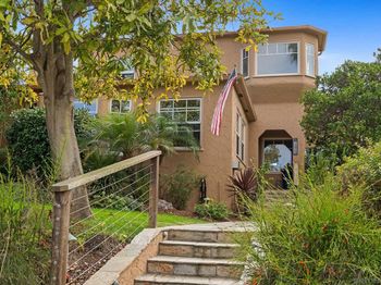 4377 Newport