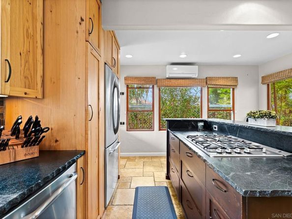 4377 Newport, San Diego CA 92107