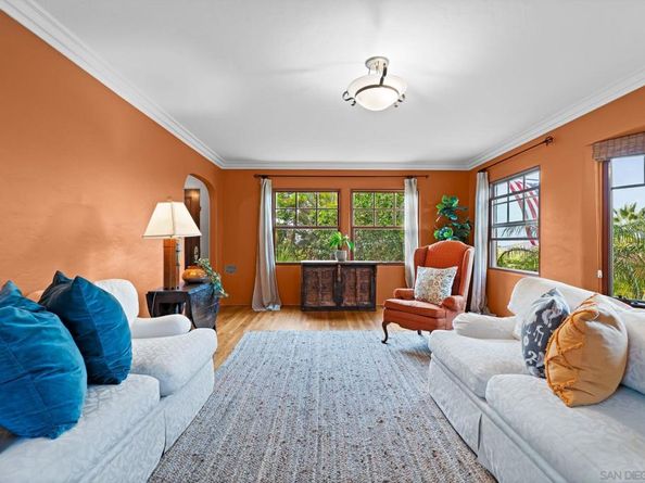 4377 Newport, San Diego CA 92107