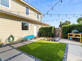 950 Hermes Ave, Encinitas CA 92024
