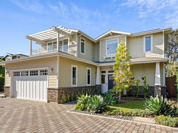 950 Hermes Ave, Encinitas CA 92024