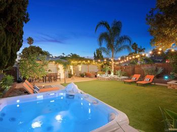 4672 Rolando Blvd