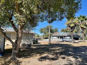 8271 Golden Ave, Lemon Grove CA 91945