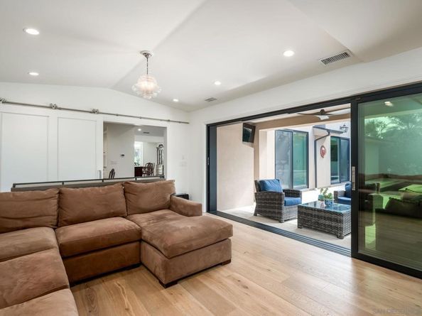 1879 Tahiti Drive, Costa Mesa CA 92626