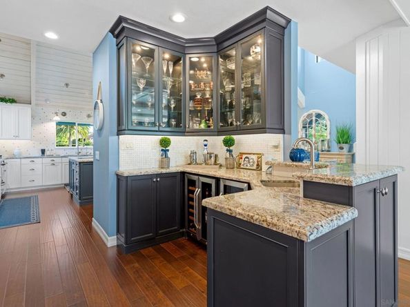 2122 Del Mar Heights Rd, Del Mar CA 92014