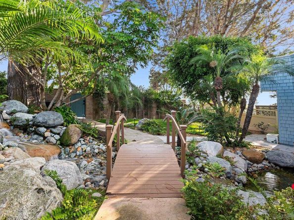 2122 Del Mar Heights Rd, Del Mar CA 92014