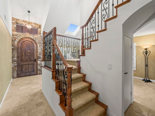 6502 La Paloma St., Carlsbad CA 92009