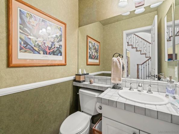 6502 La Paloma St., Carlsbad CA 92009