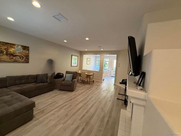12530 Heatherton  Ct 31, San Diego CA 92128