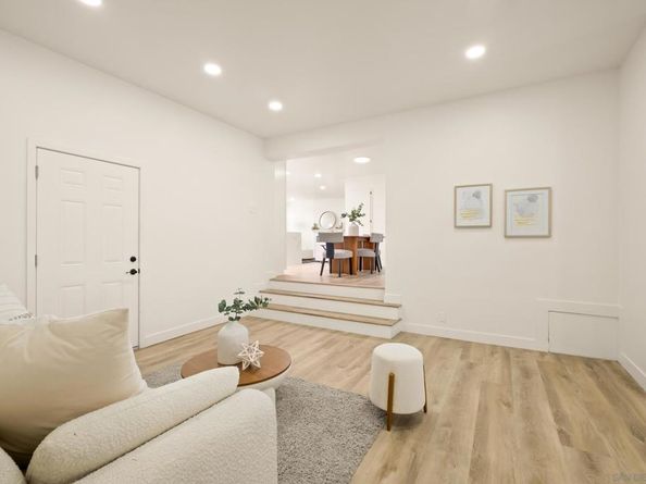 3781 Ashford St, San Diego CA 92111