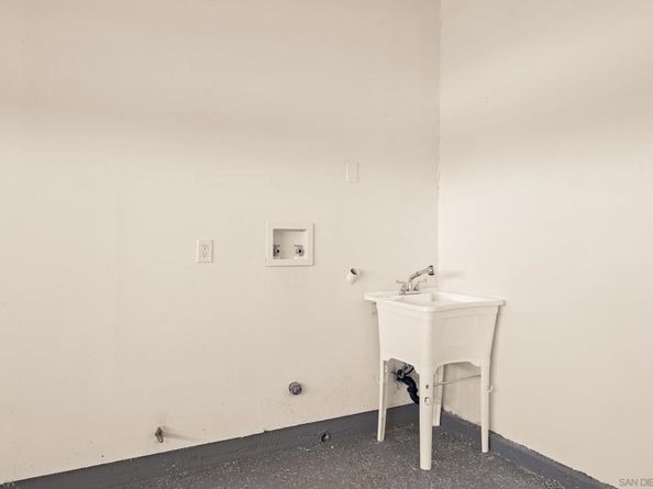 3781 Ashford St, San Diego CA 92111