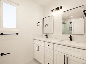 3781 Ashford St, San Diego CA 92111