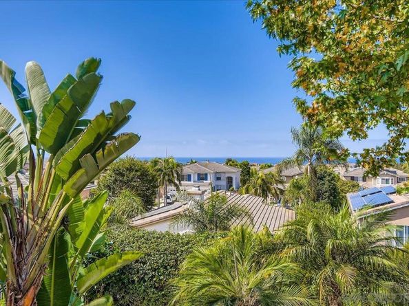 6709 Lonicera Street, Carlsbad CA 92011