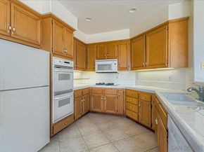 6709 Lonicera Street, Carlsbad CA 92011