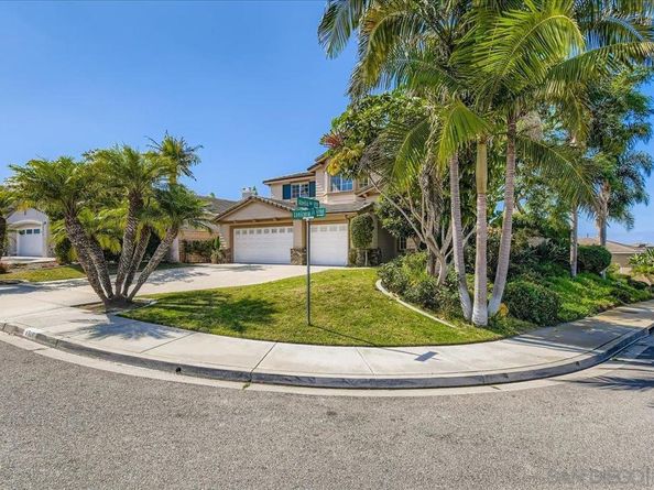 6709 Lonicera Street, Carlsbad CA 92011