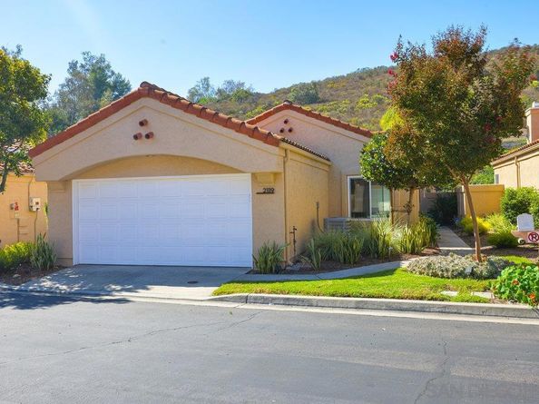 2119 Royal Lytham Gln, Escondido CA 92026