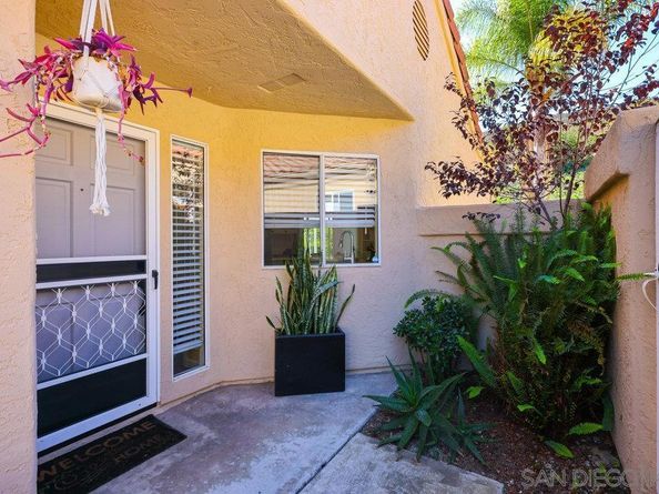 2119 Royal Lytham Gln, Escondido CA 92026