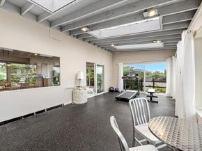 7202 Via Capri, La Jolla CA 92037