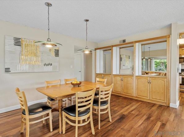 7202 Via Capri, La Jolla CA 92037