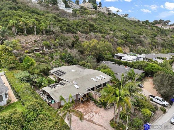 7202 Via Capri, La Jolla CA 92037