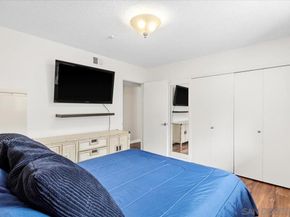 7202 Via Capri, La Jolla CA 92037