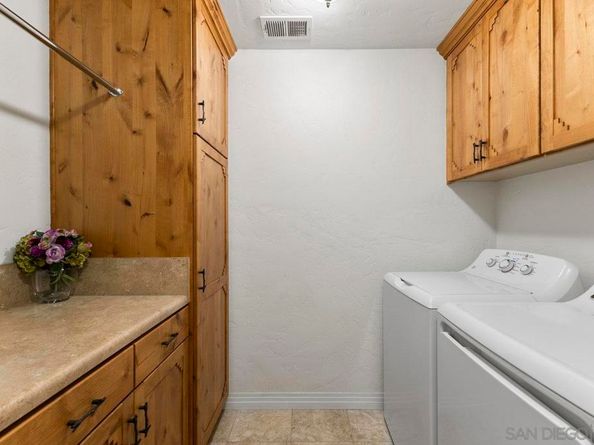 3232 N Twin Oaks Valley Rd, San Marcos CA 92069