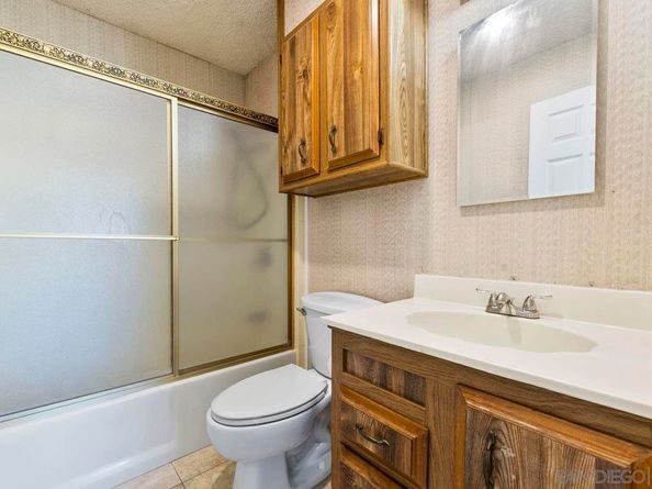 3232 N Twin Oaks Valley Rd, San Marcos CA 92069