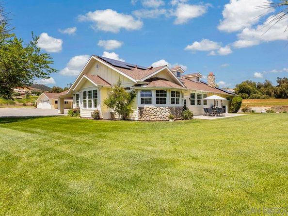 3232 N Twin Oaks Valley Rd, San Marcos CA 92069