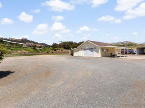 3232 N Twin Oaks Valley Rd, San Marcos CA 92069